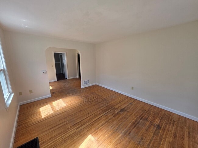 Foto del edificio - Cute 3 Bedroom Single Family Available Soon Greece Schools