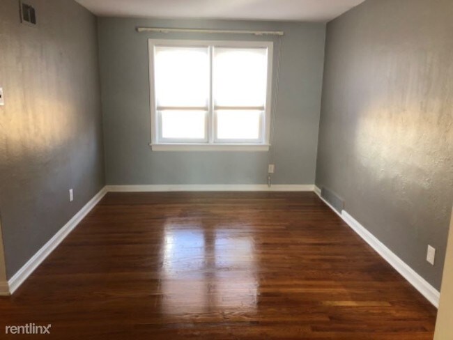 Foto del edificio - 3 br, 1 bath House - 1709 Mclaran Ave