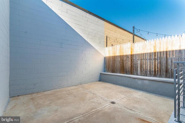 Foto del edificio - 920 N Marshall St