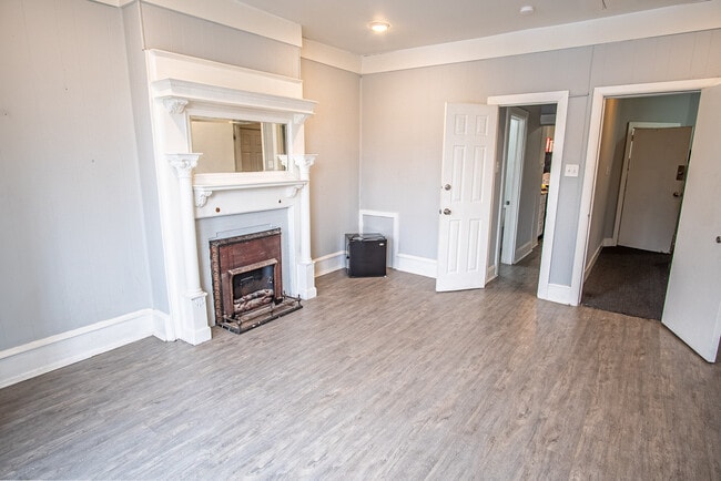 Foto del edificio - 3864 W Girard Ave