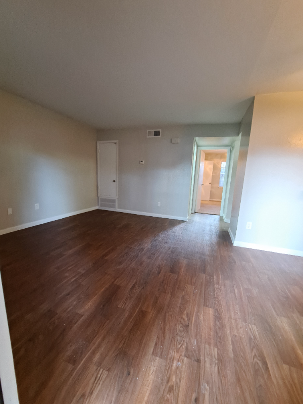 Building Photo - 4225 Mangum Rd