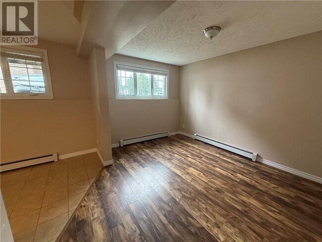 Photo du bâtiment - 189 First Avenue Unit# 7B