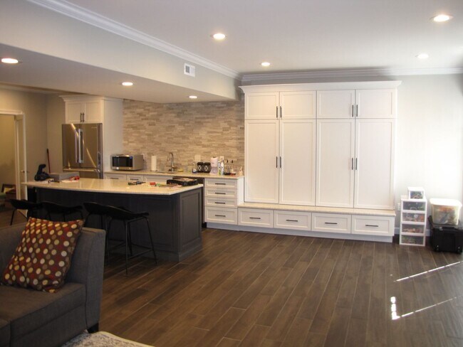 Foto del edificio - Beautiful Single Family Home In Alexandria