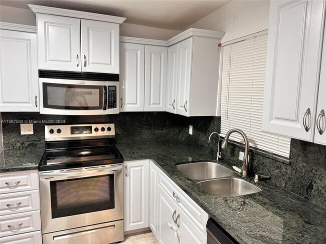 Foto del edificio - 5170 SW 40th Ave