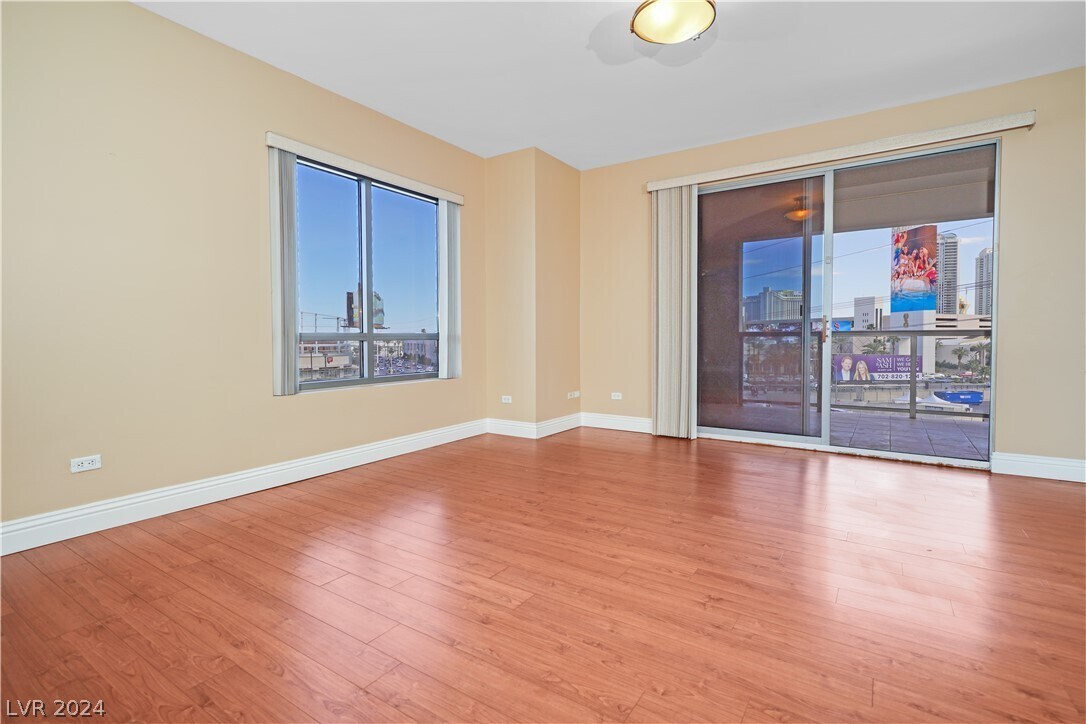 Foto principal - 200 W Sahara Ave