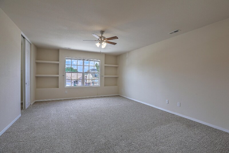 Building Photo - 7716 Red Finch Ct NW