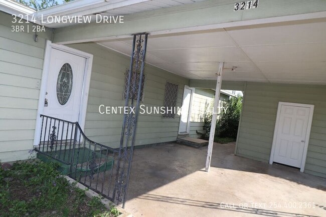 Foto del edificio - 3214 Longview Dr