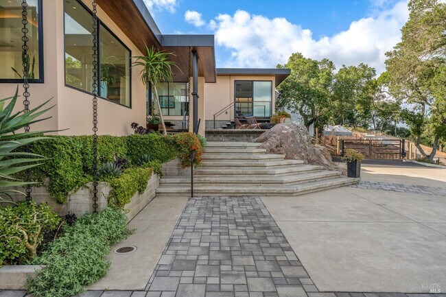 Foto del edificio - 663 Montecito Blvd