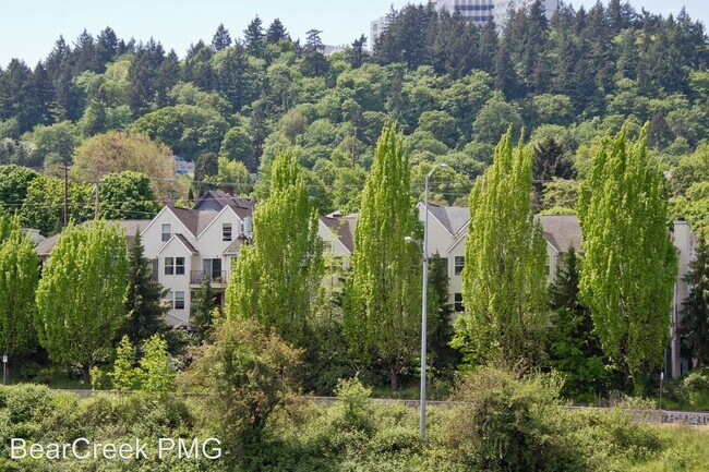 Foto del edificio - 0329 SW Whitaker St