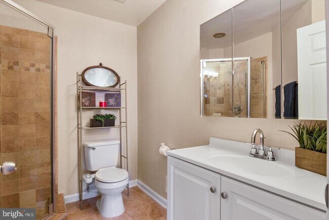 Foto del edificio - 5250 Medwick Ct