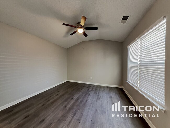 Foto del edificio - 2916 Westwinds Ct
