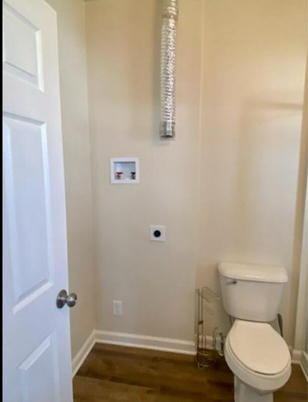 Foto del edificio - 243 Noble St