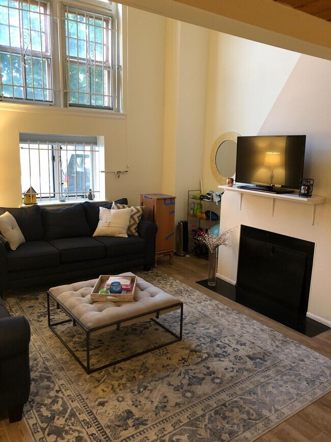Foto del edificio - 870 N 28th St