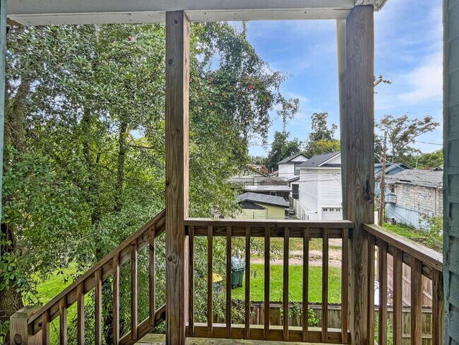 Foto del edificio - 1012 E Park Ave