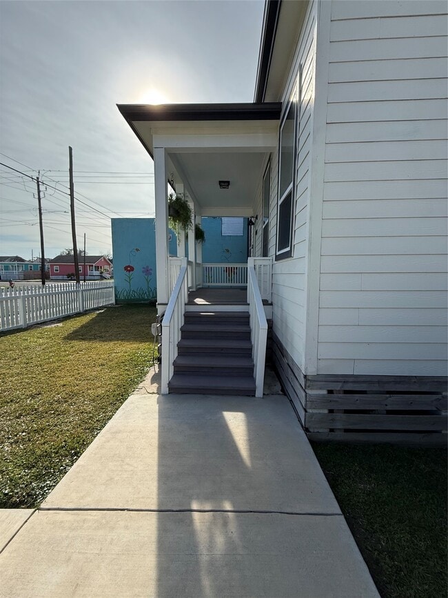 Foto del edificio - 3424 Ave N Ursuline St