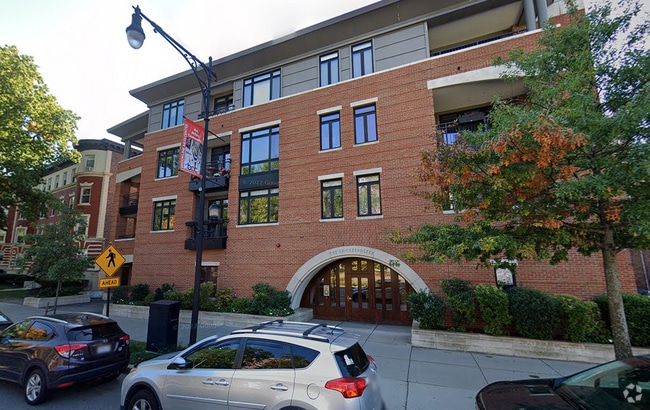 Building Photo - 1601 Beacon St