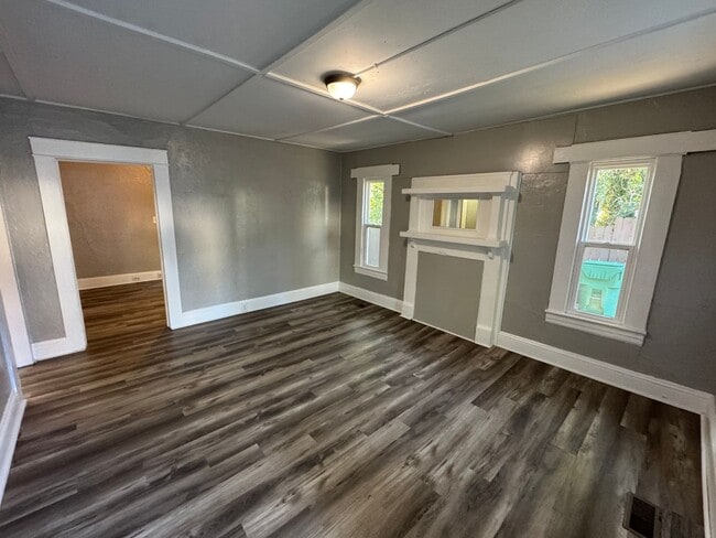 Foto del edificio - Easy Access to Main Street High Point! - H...