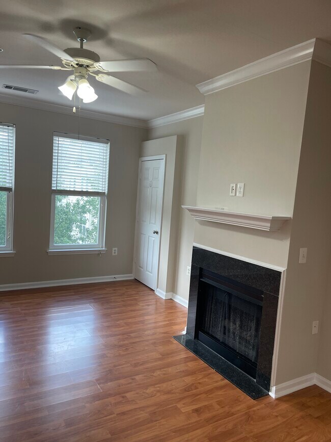 Foto del edificio - 3851 Aristotle Ct