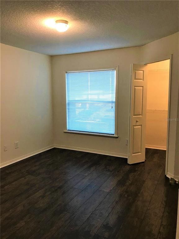 Foto del edificio - 7630 Pissarro Dr