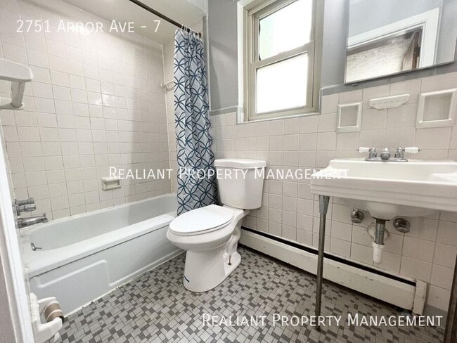 Building Photo - 2751 Arbor Ave