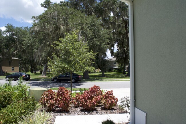 Building Photo - The Villas at Tucker Oaks