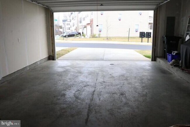 Building Photo - 13010 Jessica Grove Pl