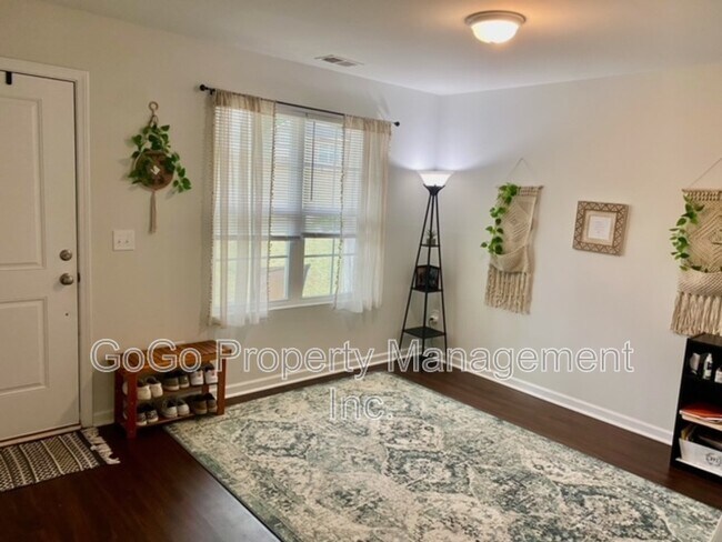 Building Photo - 811 Millsgrove Ct