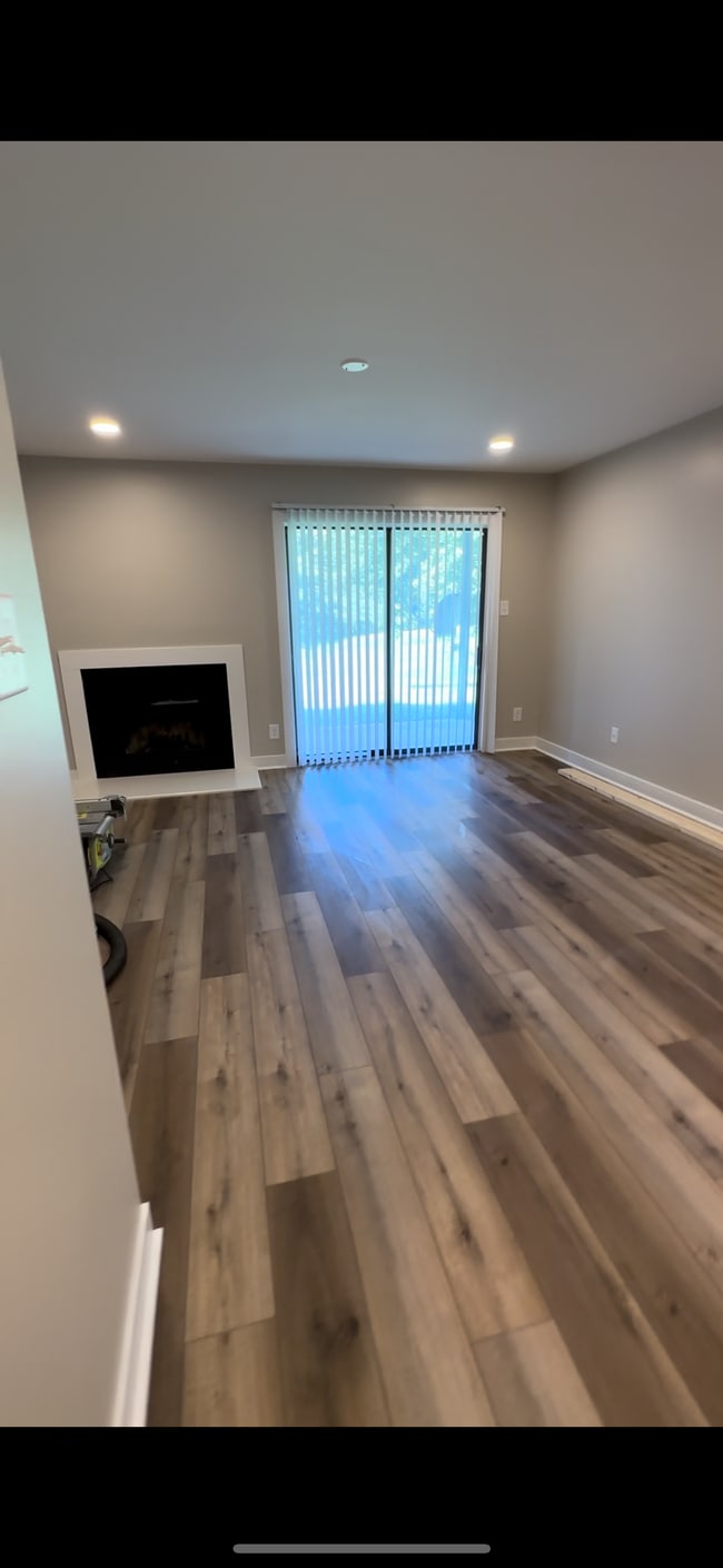 Building Photo - 3021 Heathstead Place