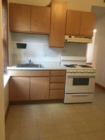 Building Photo - 3137 N Damen Ave