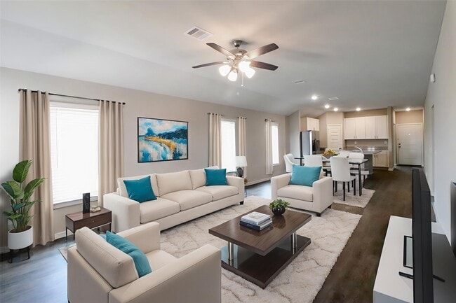 Foto del edificio - 17327 Ridge Dr