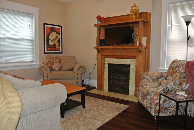 Foto del edificio - 3545 Edwards Rd