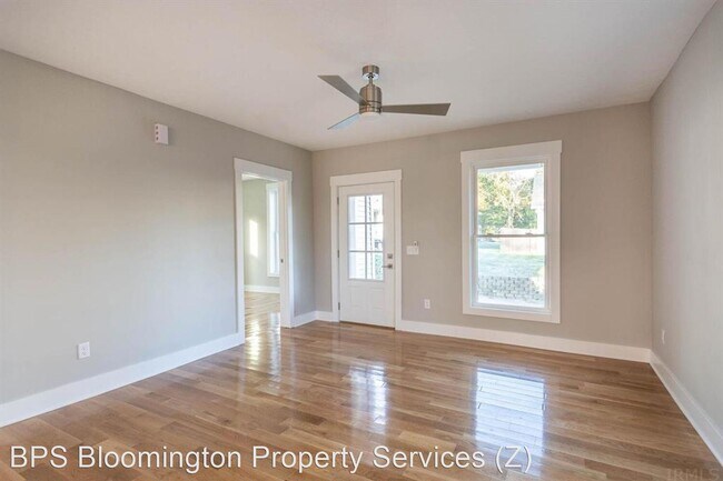 Building Photo - 4 br, 2 bath House - 213 S Maple St