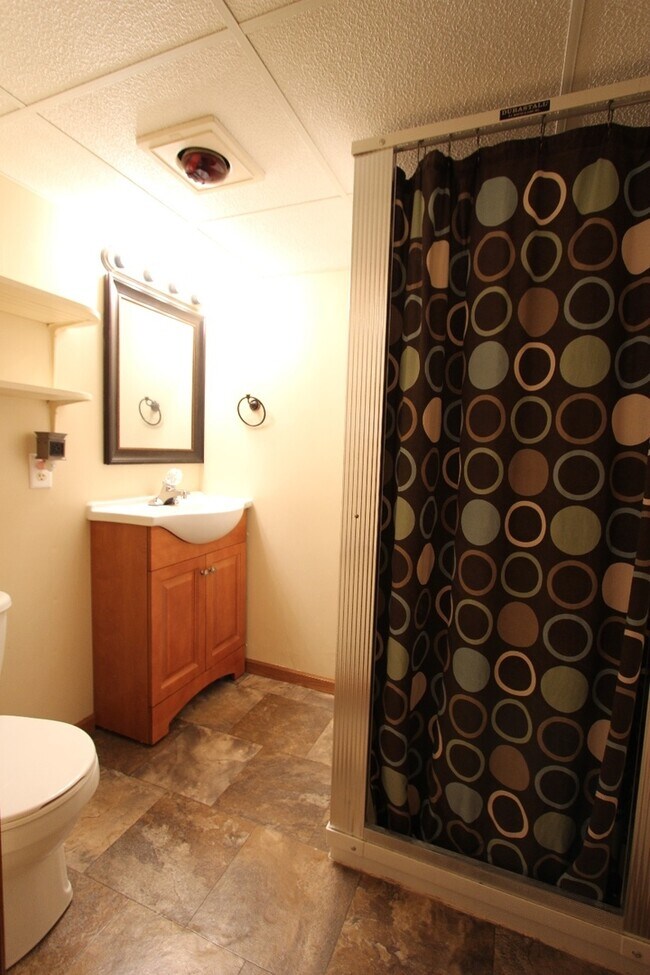 Foto del edificio - 3 Bedrooms, 1.5 Bathrooms Single Family Ho...