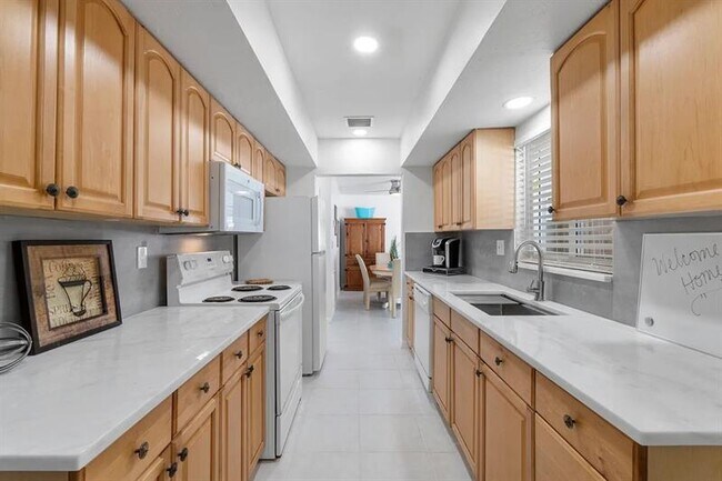 Foto del edificio - 2270 SE 5th St