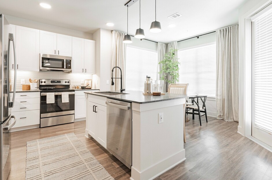 Primary Photo - Apartment for Rent