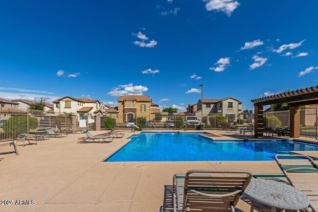 Building Photo - 8200 W Encanto Blvd