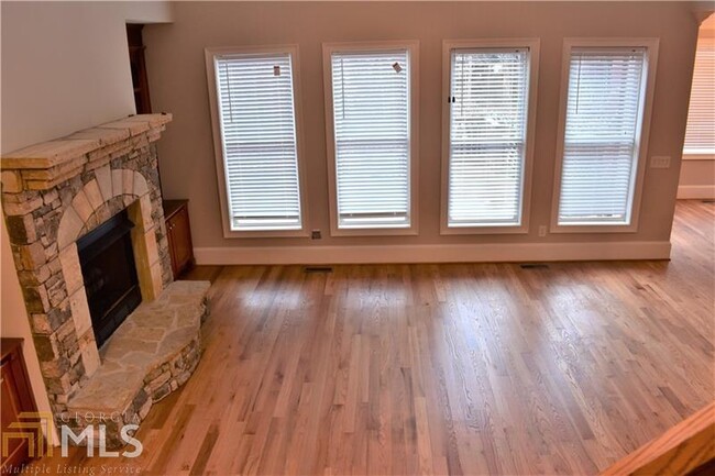 Foto del edificio - 2382 Old Fountain Rd
