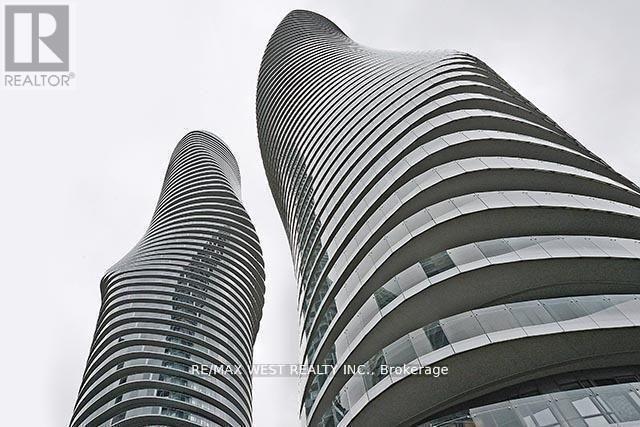 Building Photo - 50 Absolute Ave