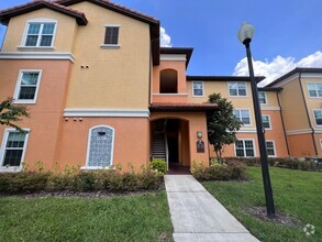 Building Photo - 5467 Vineland Rd