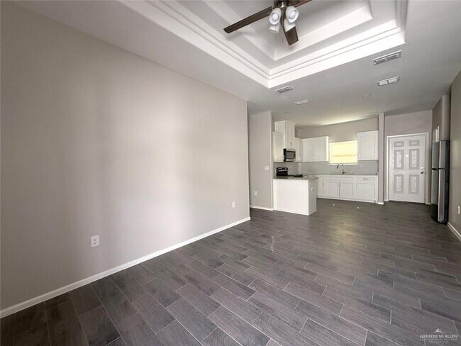 Foto del edificio - 2608 East Harrison Avenue