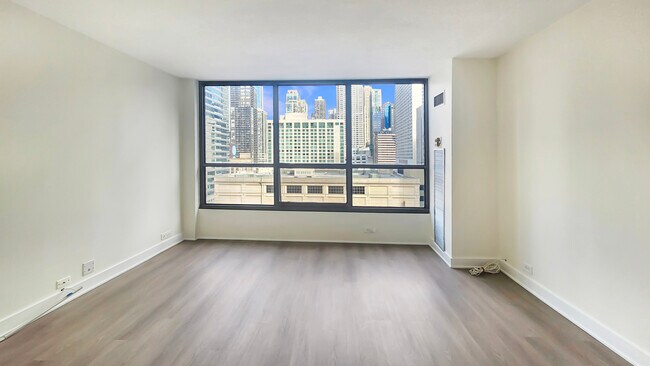 Building Photo - 405 N Wabash Ave