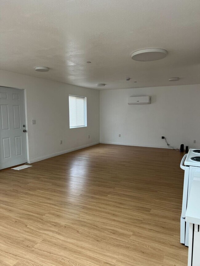 Building Photo - 1906 Filson St