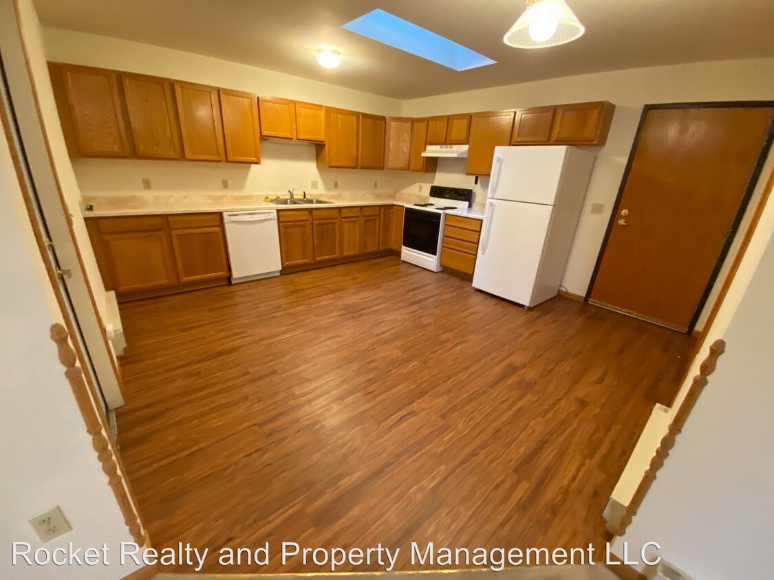 Foto principal - 912 Monroe St