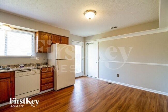 Building Photo - 1294 Anthony Ln