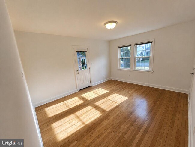 Foto del edificio - 1227 N Utah St