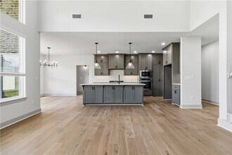 Building Photo - 1051 Whistler St
