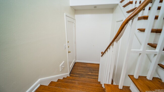 Foto del edificio - 130 E Norwood Ct