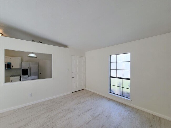Building Photo - 17511 Ranch Country Rd