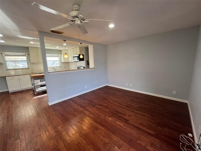 Building Photo - 7605 Delafield Ln