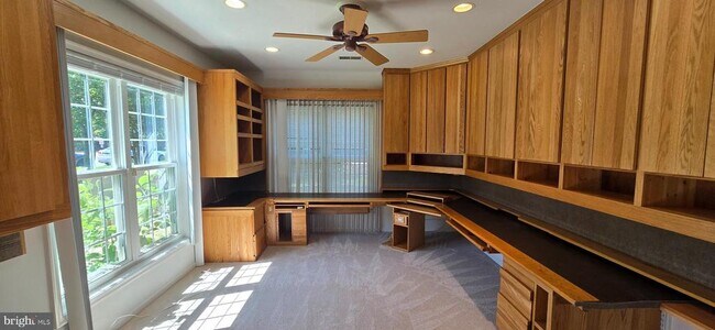 Building Photo - 2545 Logan Wood Dr